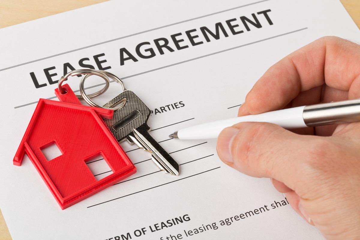 signing lease